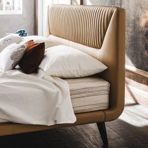 Amadeus Bed