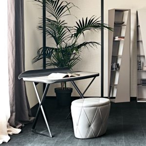 Cocoon Desk