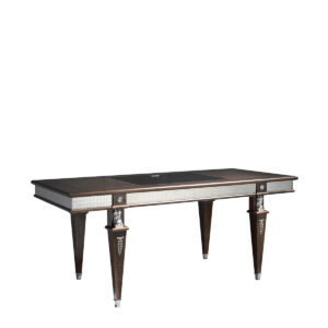 Alexandra Leonid desk