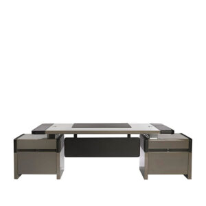 Alexandra Master desk
