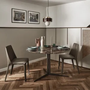 Isabel chair